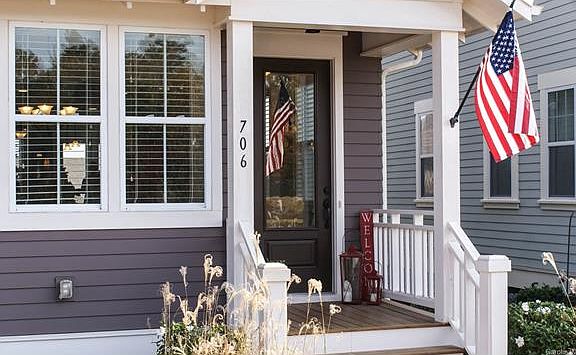 2nd image of 706 Waterscape Ct
