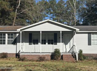 894 Pond Road, Rocky Point, NC 28457