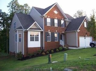 2713 Mill Flume Dr, Midlothian, VA 23112