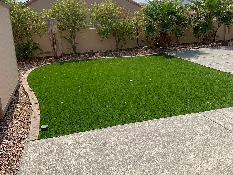 2094 Lariat Dr — Photo 6