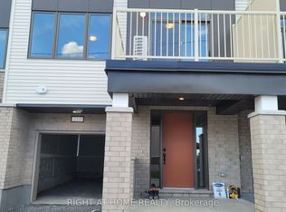 219 Darjeeling Ave, Ottawa, ON K2J7C8