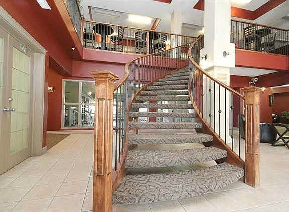 2nd image of 45 Inglewood Dr #308