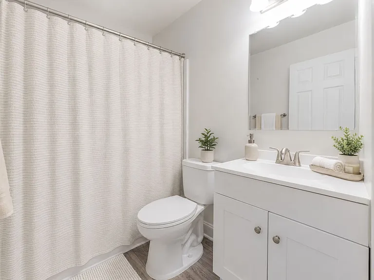 Wissahickon Park Apartment Homes — Photo 12