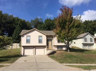 8720 N Crawford Ave, Kansas City, MO 64153