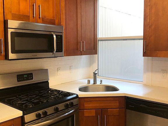 2nd image of 744 Clementina St #2