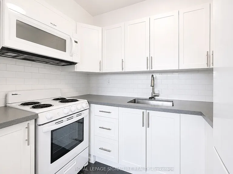 666 Spadina Ave #1501 — Photo 4