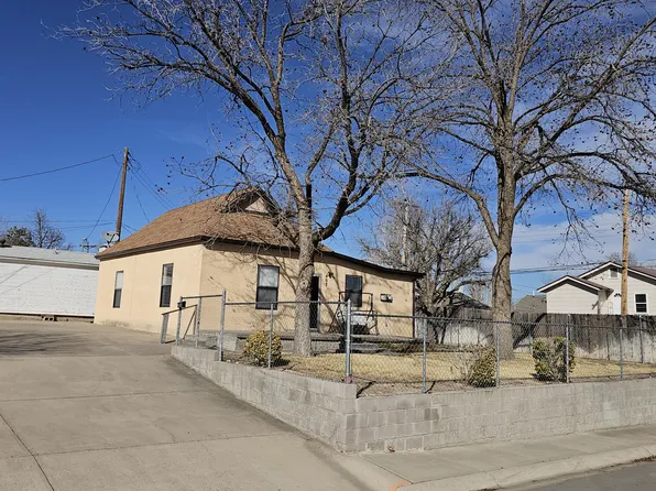 407 W 10th St, Roswell, NM 88201