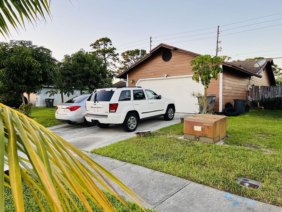 1st image of 5166 El Claro Cir