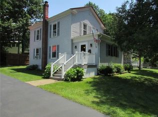 43 Forest Dr, Pulaski, NY 13142