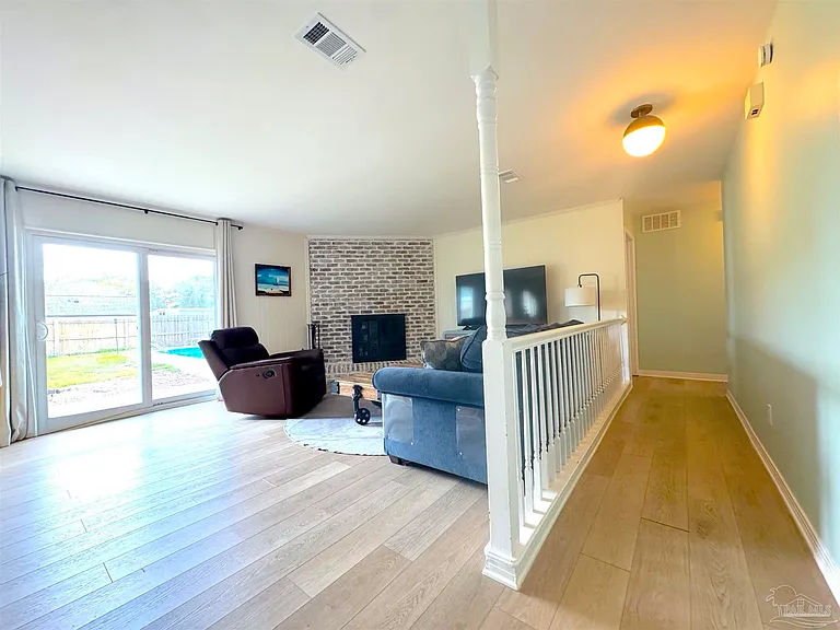 3585 Riddick Dr — Photo 13