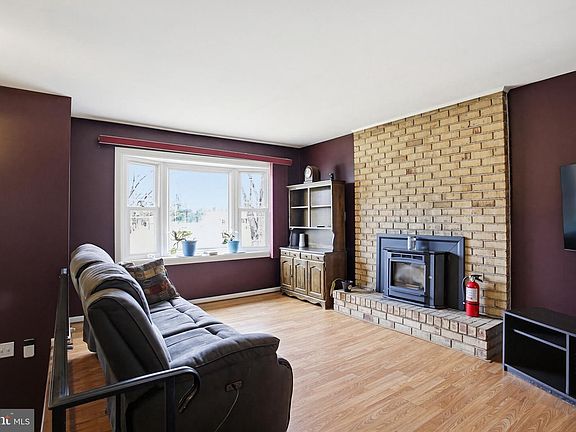 5th image of 3703 Altondale Rd