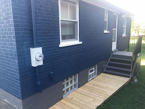 3rd image of 3217 Vittmer Ave