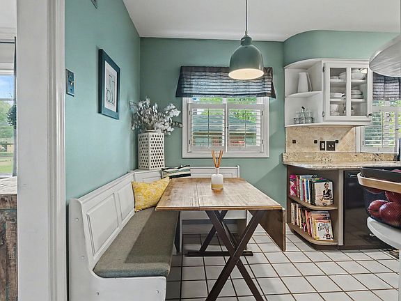 5th image of 4158 Sequoia Ave