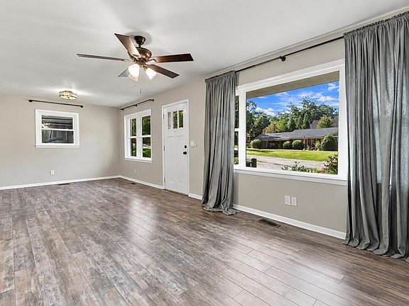 4th image of 123 Powell Dr