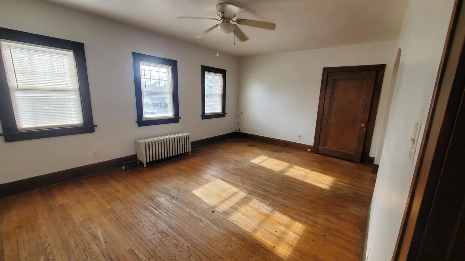748 Alvison Rd #1/2 photo 1