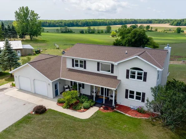 4879 Mathey Rd, Sturgeon Bay, WI 54235