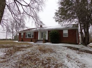 608 Spring St, Dover, TN 37058