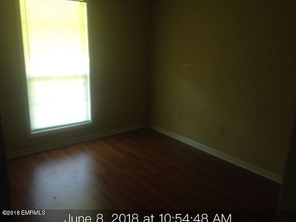 4th image of 10244 Tanglewood Dr