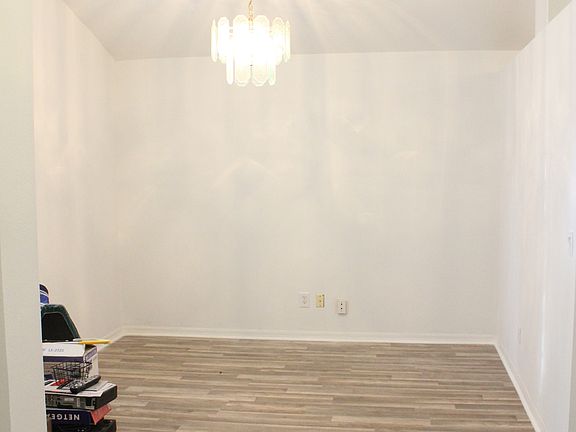 4th image of 1416 Scotch Pine Dr
