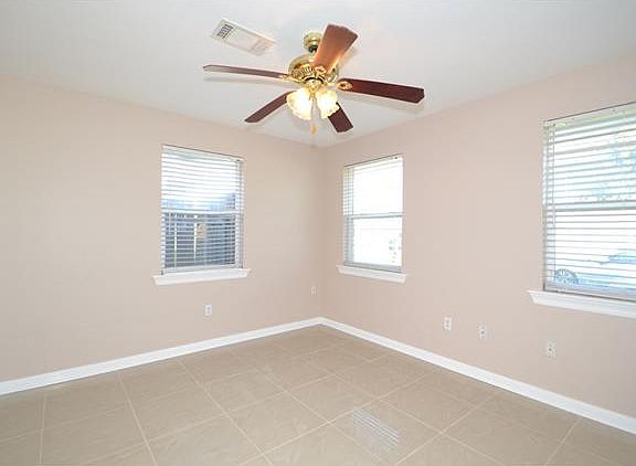 4th image of 3316 Corinne Dr