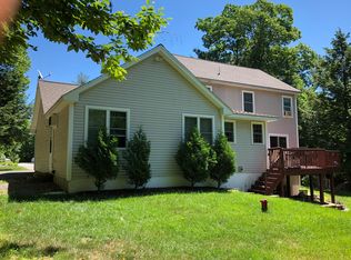 53 Madison Cir, Hillsboro, NH 03244