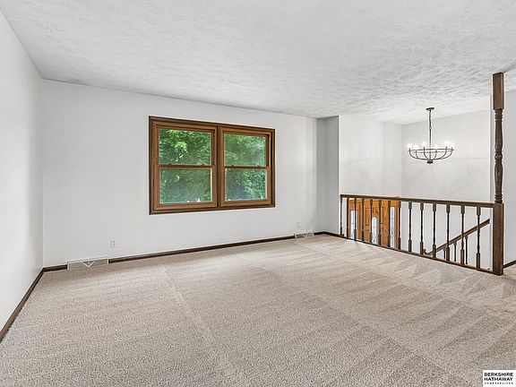 5th image of 4924 N 117th Cir