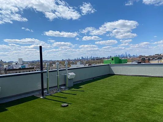 Rented by Oxford Property Group | media 17