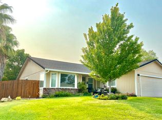 321 Springer Dr, Redding, CA 96003