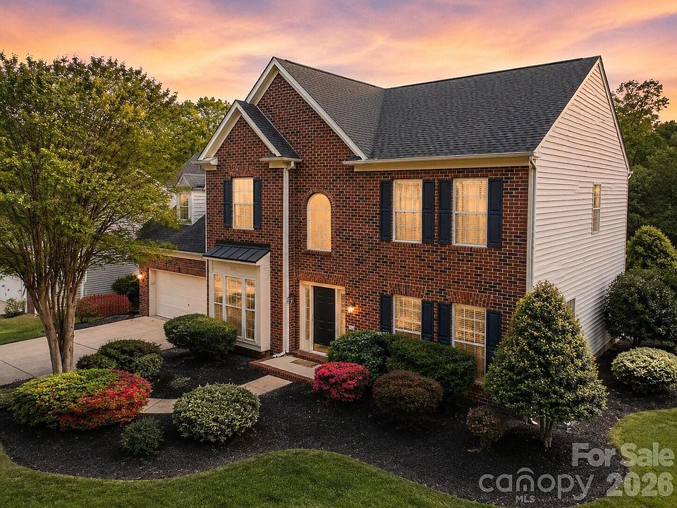 1st image of 268 Glencoe Ln