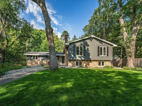 312 Griffit St, Hopkins, MN 55343