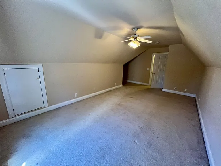 2201 Keegan Dr — Photo 30