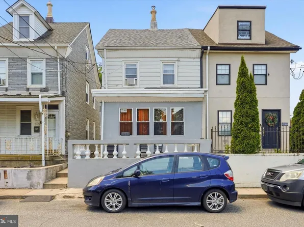 4218 Welsh Rd, Philadelphia, PA 19136