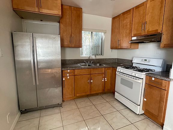 2nd image of 1857 W 24th St APT 1
