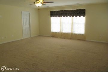 4th image of 98 Chaps Ln