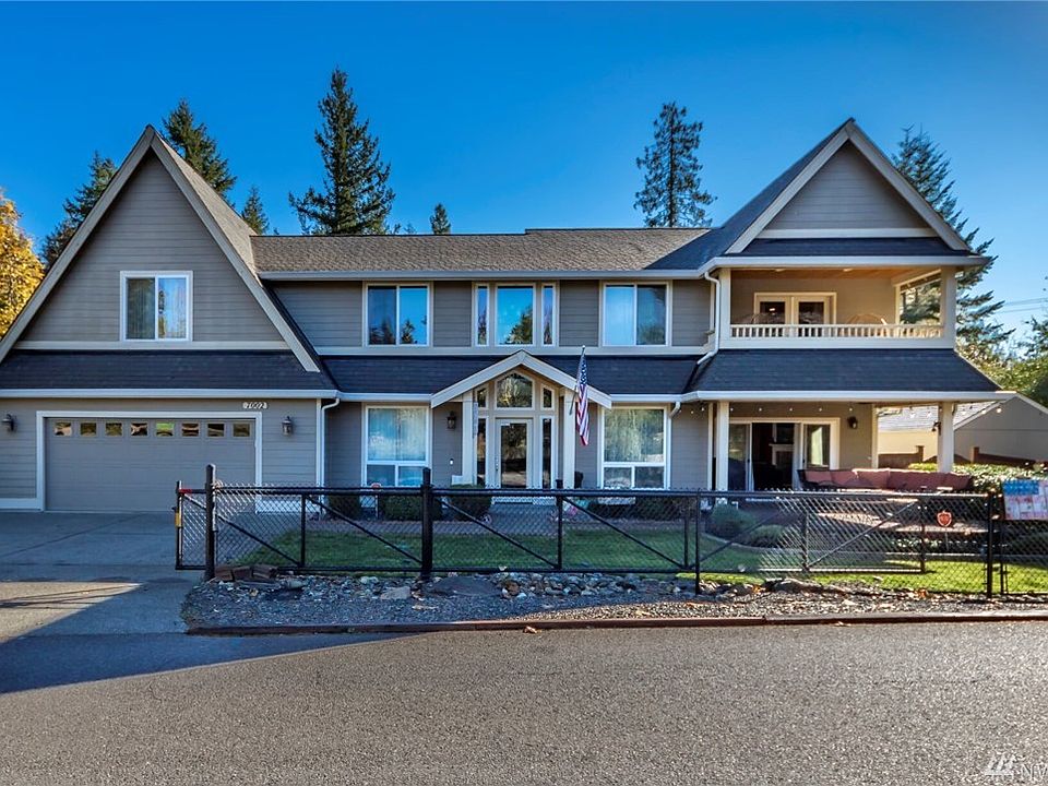 1st image of 7002 193rd Ave E