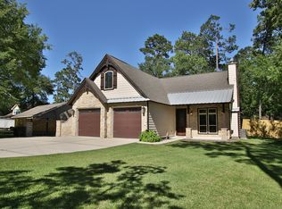 651 Chateau Woods, Conroe, TX 77385