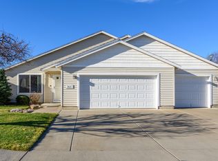 3031 NW 9th Ct, Redmond, OR 97756