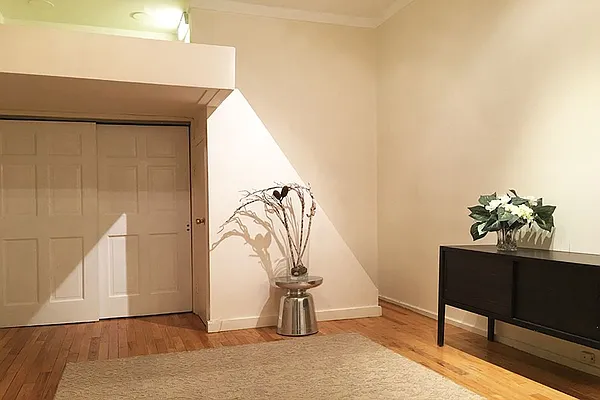 Rented by Corcoran | media 28