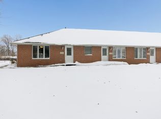112 S Railroad St APT F, Gardner, IL 60424