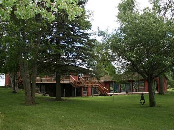 2nd image of 48760 200th St Lk
