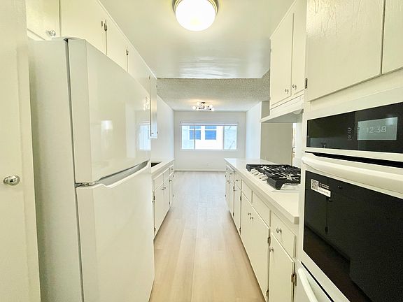 3rd image of 1312 N Curson Ave APT 2