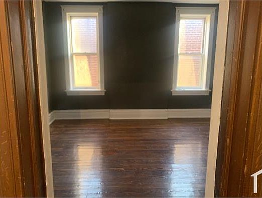 3rd image of 3924 Michigan Ave #2