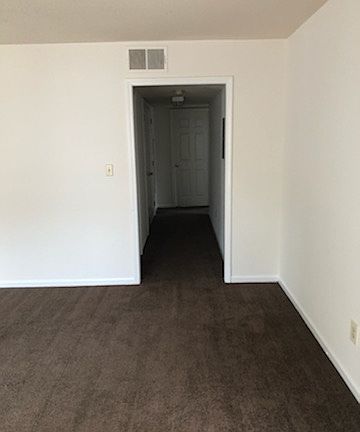3rd image of 2114 10th St APT 208