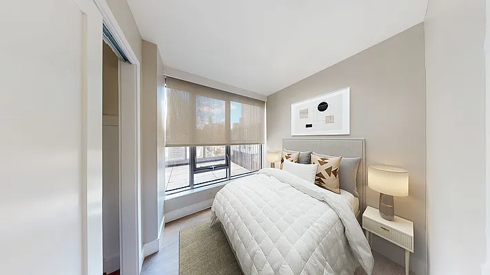 Rented by Bond New York | media 3