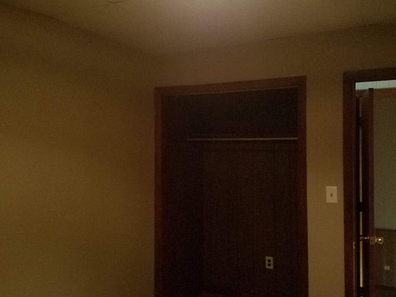 3rd image of 1897 Clarke Dr APT 4