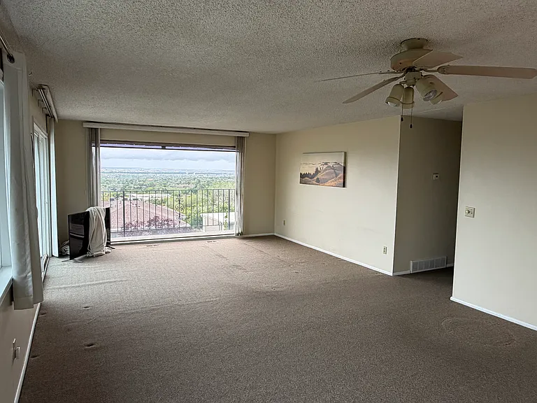 1855 S Wasatch Dr — Photo 4