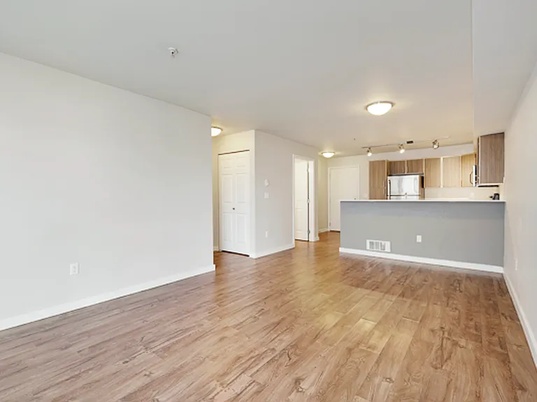 West Side Flats South — Photo 12