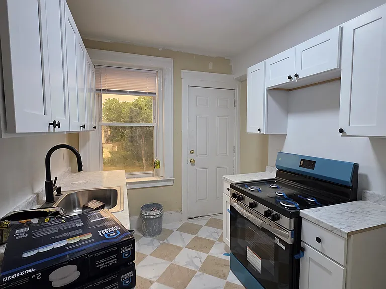 293 Norton St #7C — Photo 1