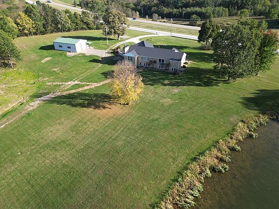 2nd image of 36043 Highway 36