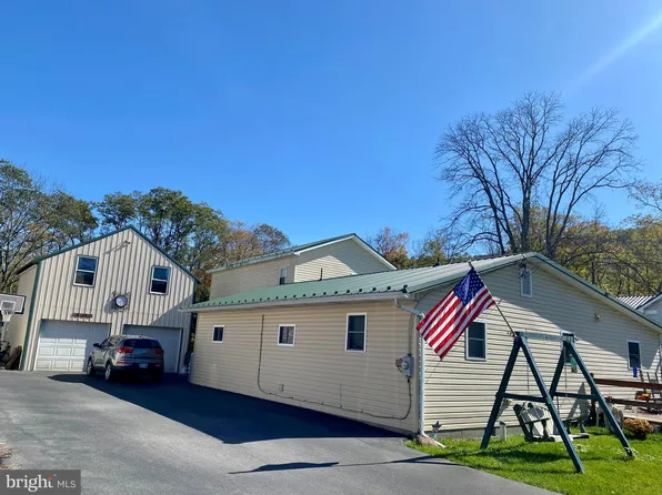 1112 Furnace St, Julian, PA 16844